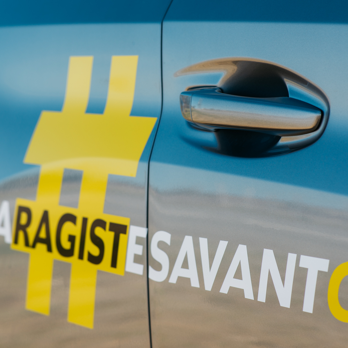Road trip électrique en véhicule de courtoisie Peugeot e-208 #GaragistesAvantGardistes !